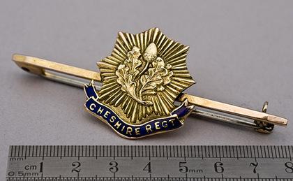 Cheshire Regiment Gold Sweetheart Brooch